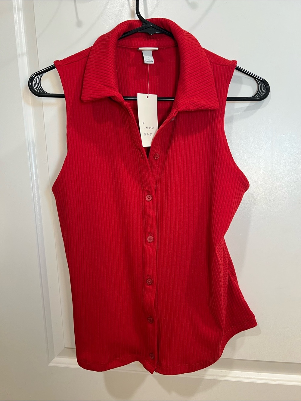 a new day Bright Red Sleeveless Ribbed Button-Down Top - NEW